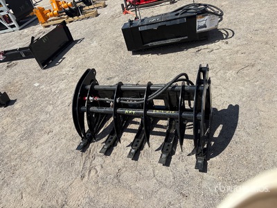 2026 GIYI GY-MCLG60 Mini Skid Steer Grapple (Unused)