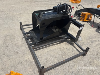 2026 GIYI GY-SGB45 Stump Skid Steer Grapple Bucket (Unused)