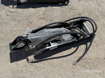 2026 GIYI GY-XJ5T 36 in Hydraulic CAT Excavator Thumb (Unused)