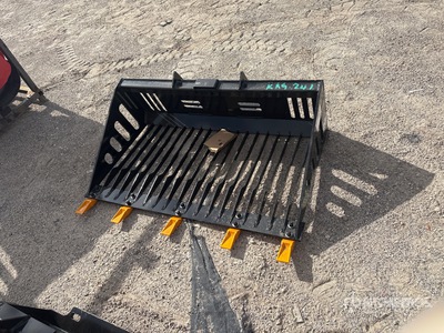2026 GIYI GY-RB44 Mini Skid Steer Bucket (Unused)