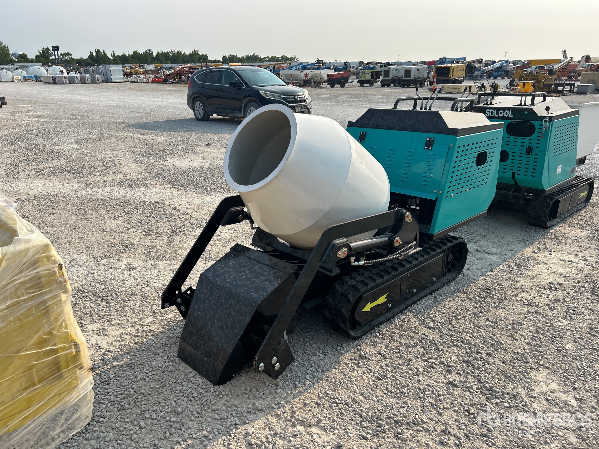 2026 SDLOOL SL-MT750 0.99 ton Walk-Behind Mini Crawler Mixer Concrete Buggy (Unused)