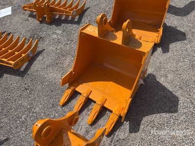 2026 GIYI GY-BK 24 in Digging Excavator Bucket - Fits Cat 305 (Unused)