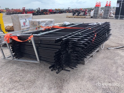 Quantity of (20) 2026 SKLP SK-N20 10 ft x 7 ft Powder Coated 10 Ft x 7 Ft Clôture