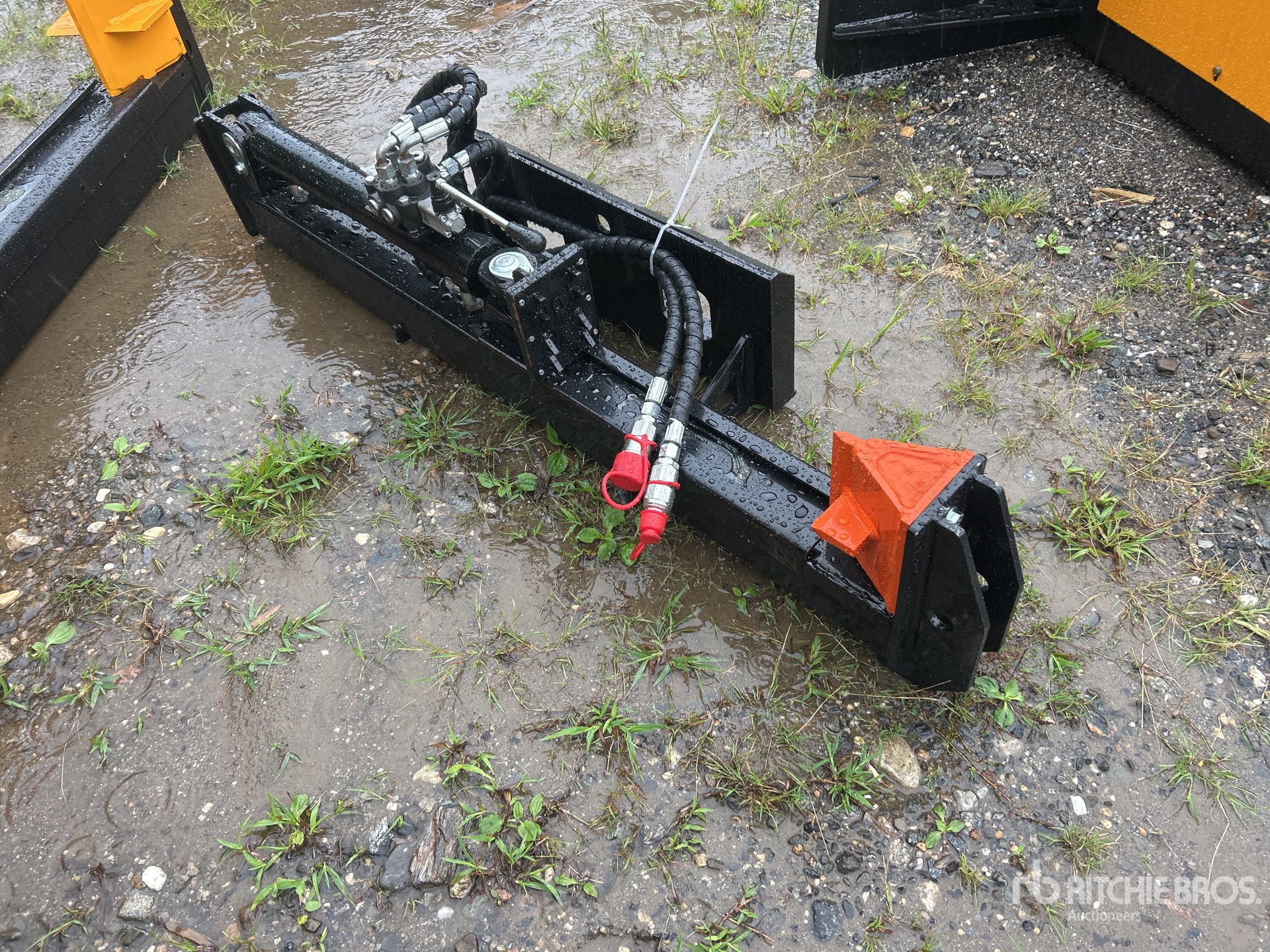 2026 GIYI GY-MLS59 Mini Skid Steer Log Splitter (Unused)