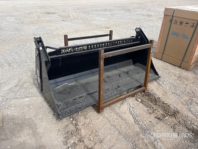 2026 GIYI GY-KH72F 72 in Multi-Purpose Skid Steer Bucket (Unused)