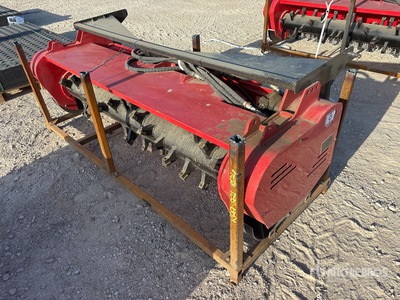 2026 GIYI GY-72X 72 in Schranklader Mulcher (Unused)
