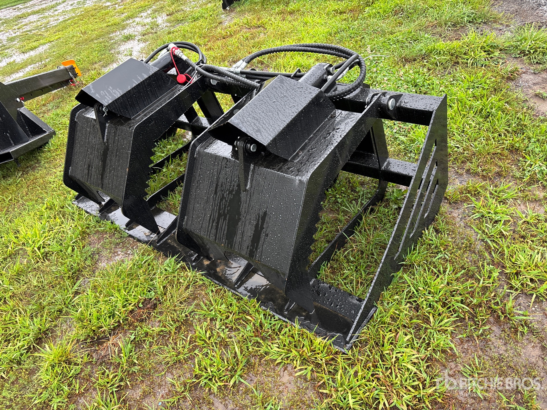 2026 GIYI GY-HWG72 72 in Skeleton Skid Steer Grapple (Unused)