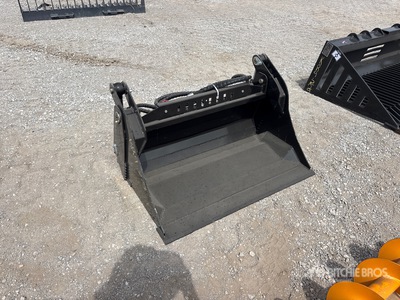 2026 GIYI GY-XKH39 39 in Multi-Purpose Mini Godet pour chargeuse à différentiel (Unused)