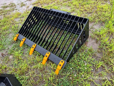 2026 GIYI GY-RB44 44 in Rock Mini Skid Steer Bucket (Unused)