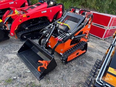 2026 SDLOOL SL36C Mini Compact Track Loader (Unused)