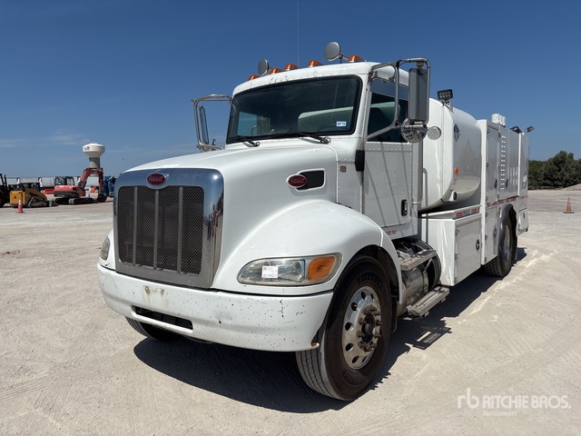 2018 Peterbilt 337 1000 gal 4x2 Fuel and Lube Truck