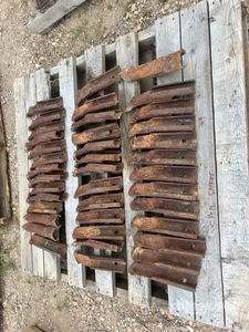 Quantity of Assorted Air Seeder Knife Openers