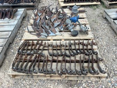 Quantity of Air Seeder Opener Parts