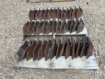 Quantity of Assorted Cultivator Duckfoot & Field Cultivator Sweeps
