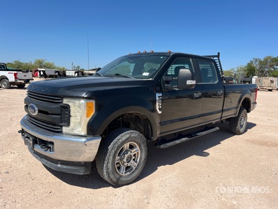 2017 Ford F-250 XL 4x4 Crew Cab Pickup