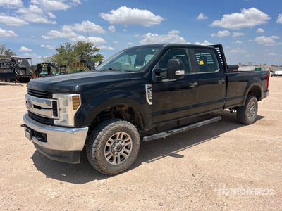 2018 Ford F-250 STX 4x4 Crew Cab Pickup