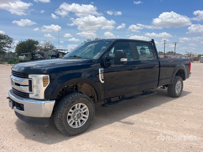 2019 Ford F-250 STX 4x4 Crew Cab Pickup