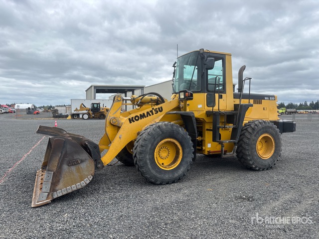 1997 Komatsu WA320-3 Wheel Loader
