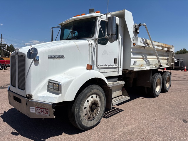 1996 Kenworth T450B 6x4 T/A Dump Truck 1996 Kenworth T450B 6x4 T/A Dump Truck