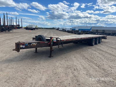 2019 SWS 35 ft Tri/A Equipment Trailer