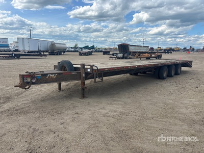 2019 SWS 35 ft Tri/A Equipment Trailer
