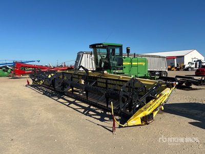 2008 John Deere 4895 36 ft Swather الة الحصاد