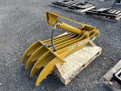 2026 Hydraulic Excavator Thumb - Fits Cat 320 (Unused)