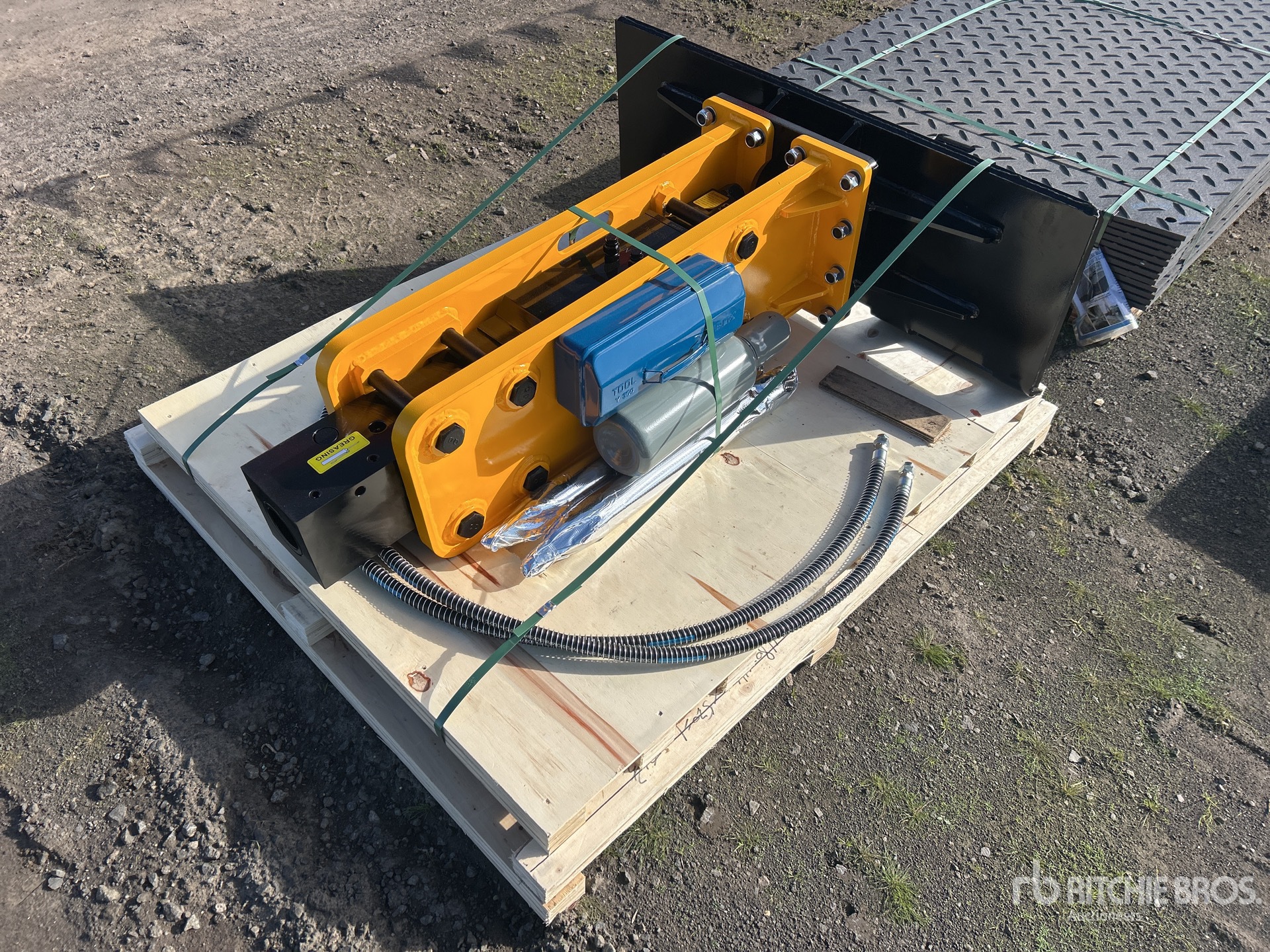 2026 JW JW750 Skid Steer Breaker (Unused)