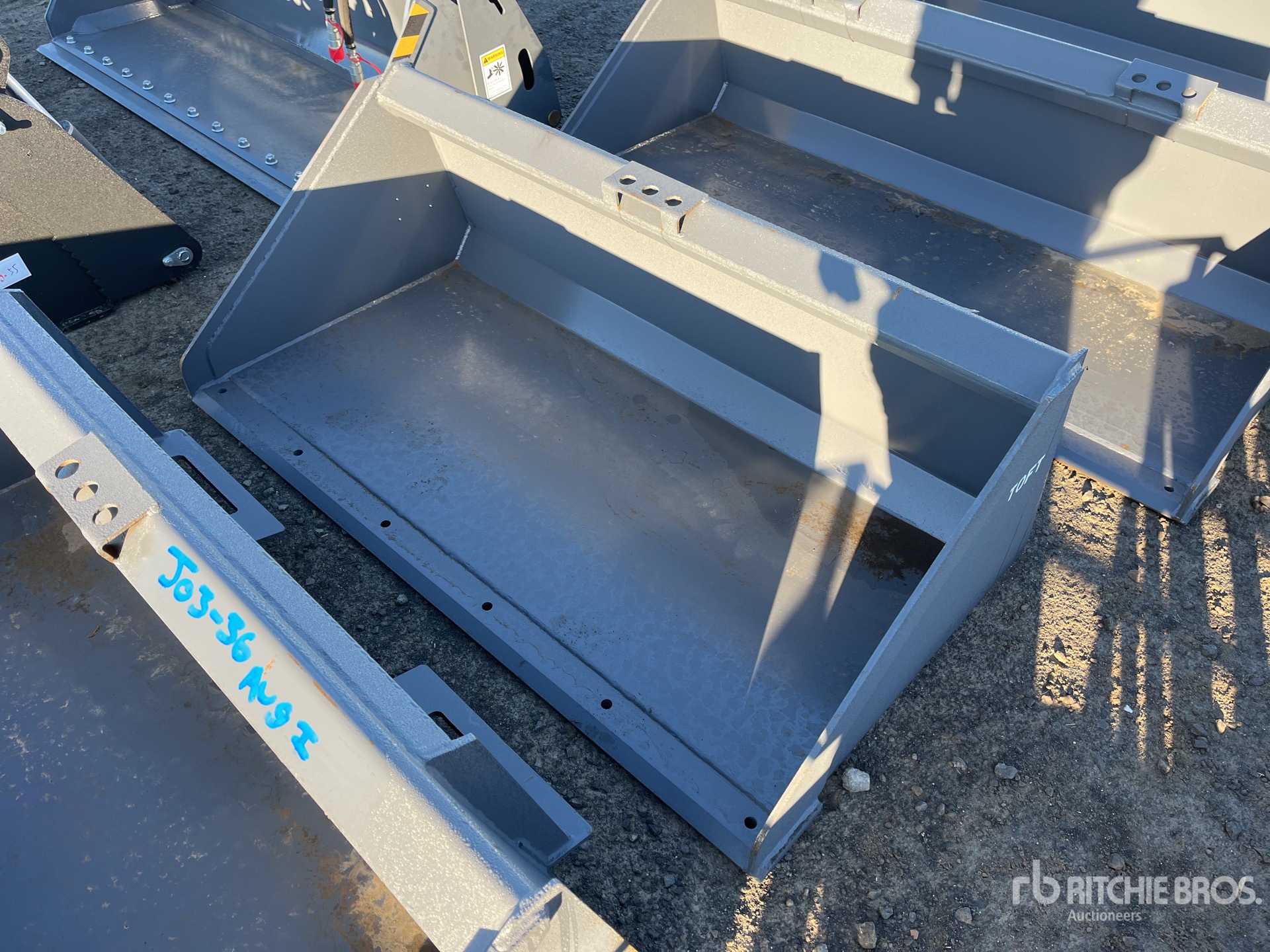 2026 TOFT HSSB-60 1500 mm Skid Steer Bucket (Unused)