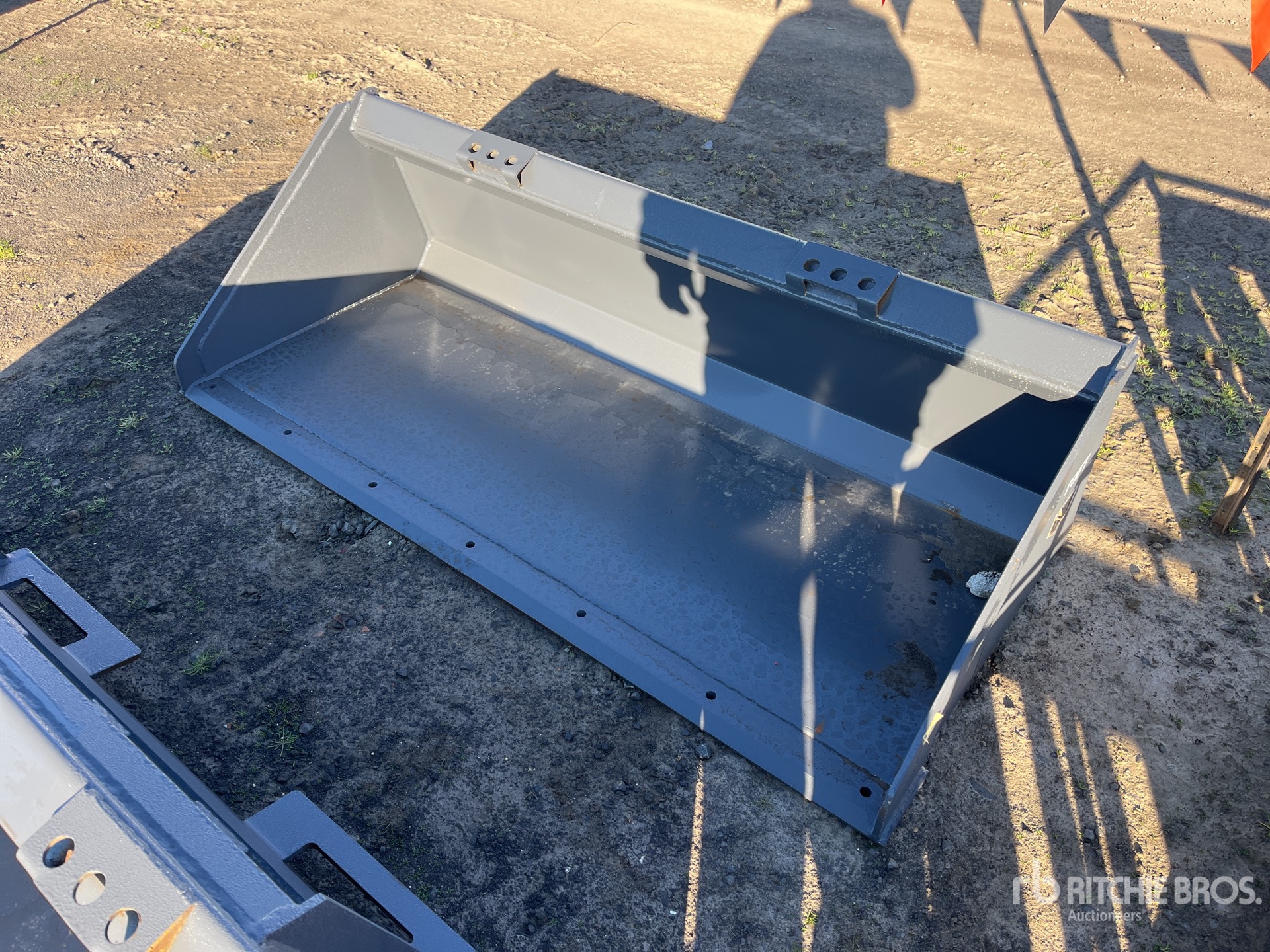 2026 TOFT HSSB-72 1800 mm Skid Steer Bucket (Unused)