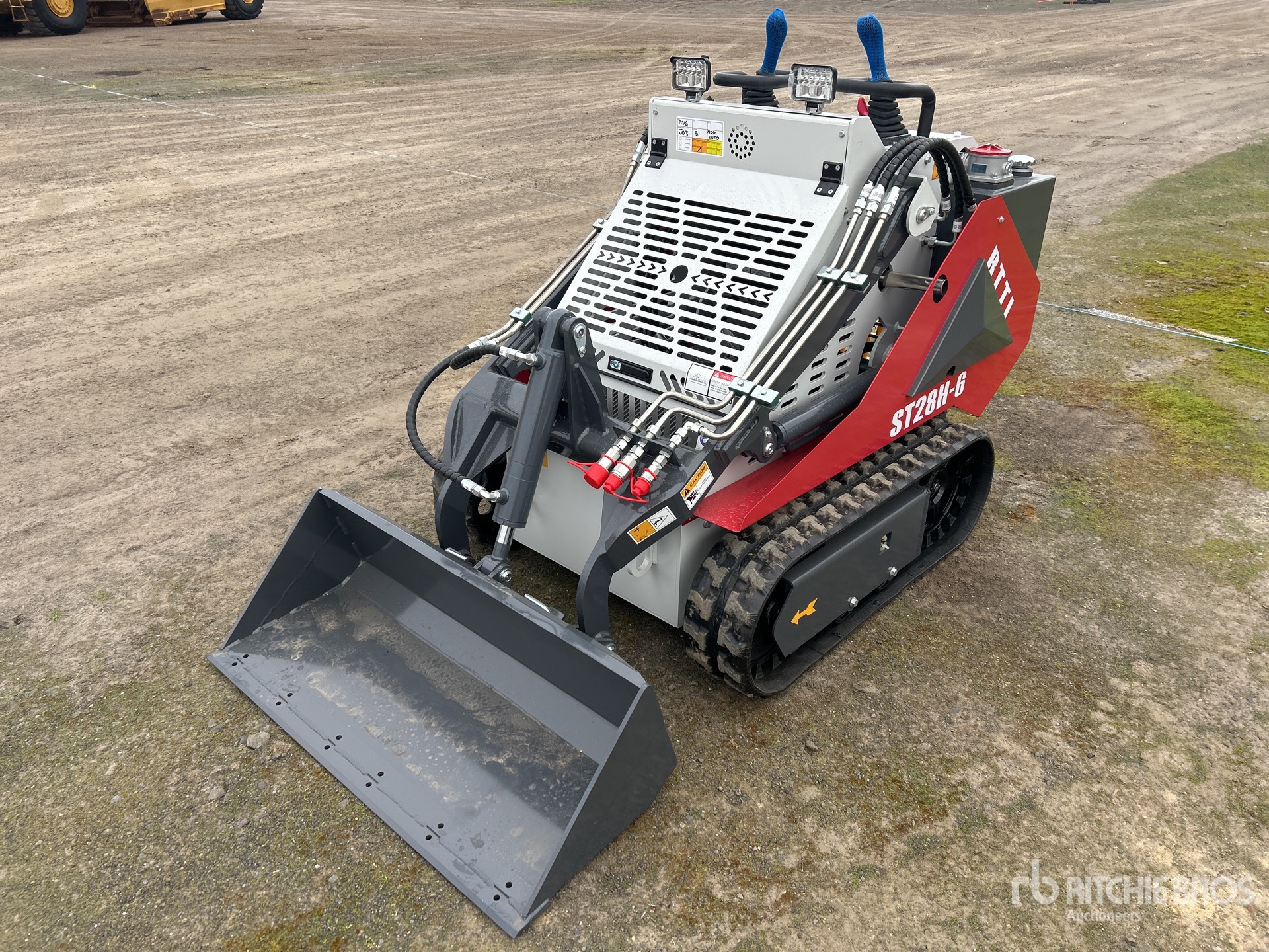 2026 BTTL ST28H-6 Mini Compact Track Loader (Unused)