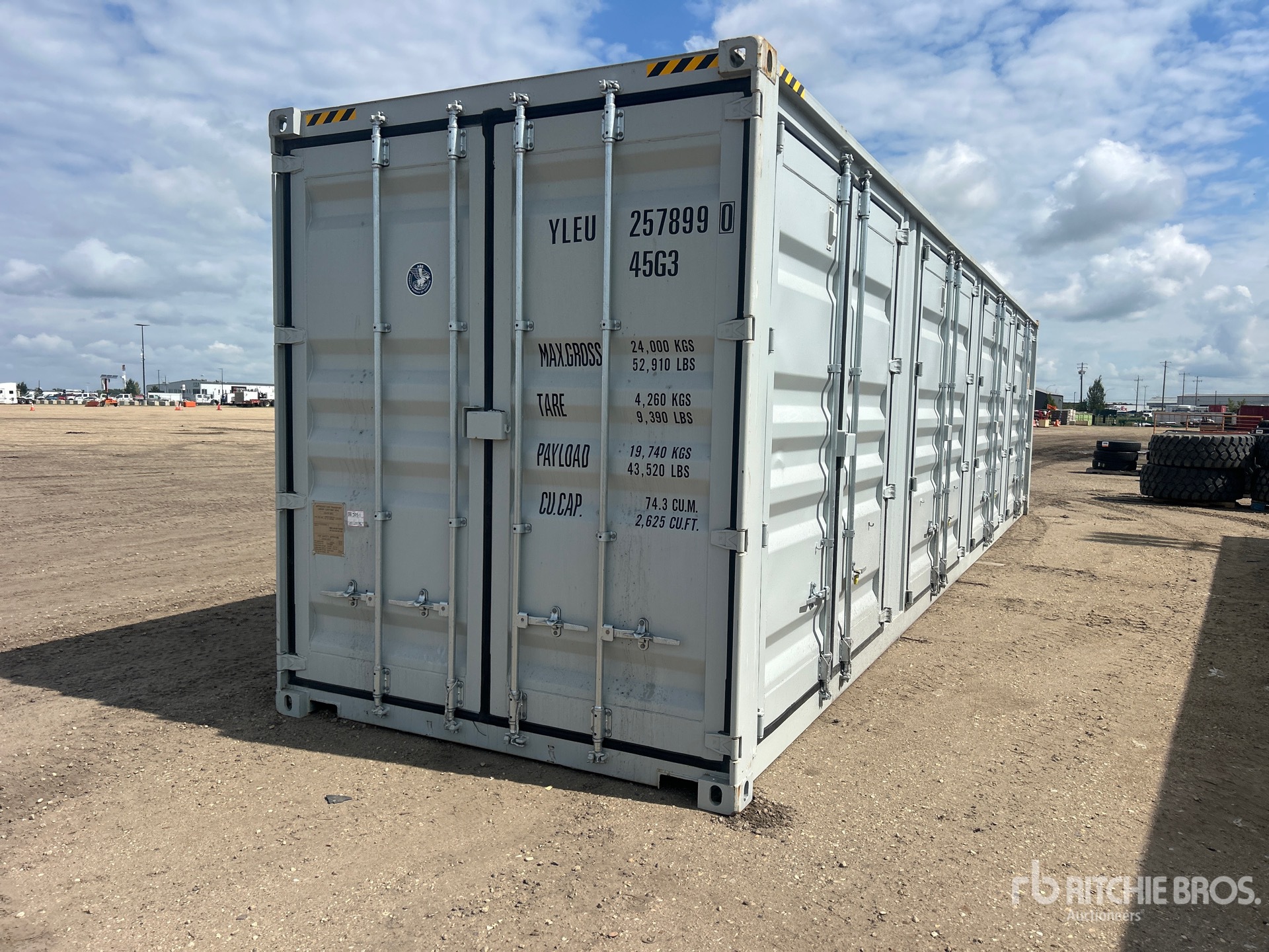 2026 40 ft High Cube Multi-Door Storage Container
