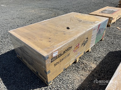 2026 SDLGM1310F 13 ft x 10 ft Galvanized Metal Schronienie dla bydła (Unused)