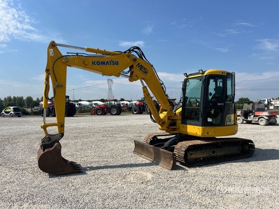 2007 Komatsu PC88MR-6 حفارة بجنزير
