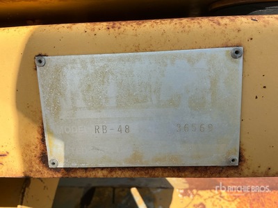 1999 Rosco RB48 Self-Propelled Broom