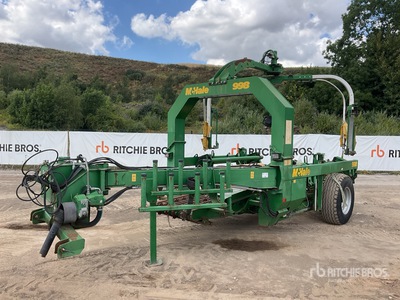 2010 McHale 998 4700 mm x 2200 mm 3-Point Hitch Hydraulic Bale Wrapper