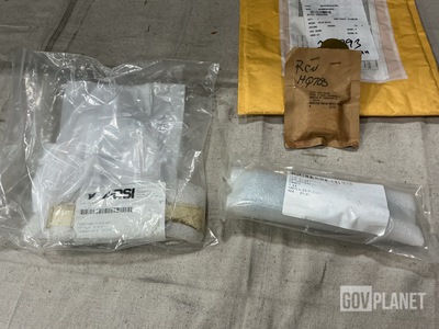 (1) Gear & Hub Assembly, (8) Door Handles & Assorted Items