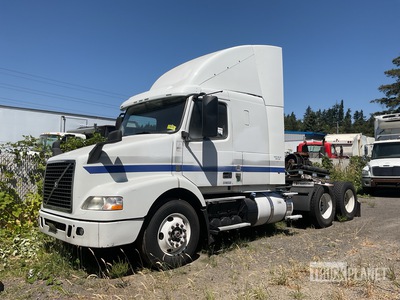 2017 Volvo VNM 6x4 Sleeper Prime Mover