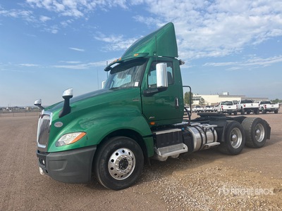2020 International LT625 6x4 Cabeza Tractora Cabina Corta