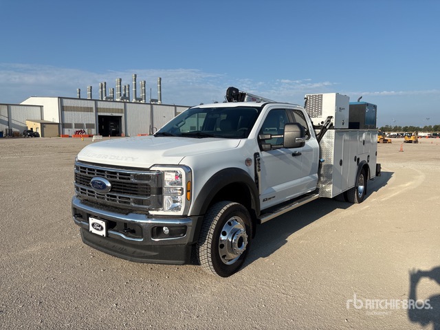 2024 Ford F-550 4x4 Extended Cab Service Truck