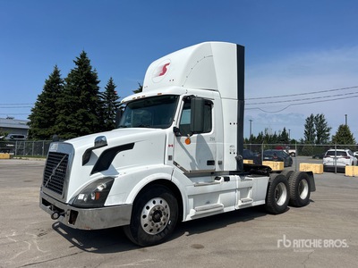 2012 Volvo VNL 6x4 T/A Day Cab Truck Tractor