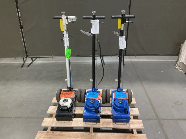 (3) Hydraulic Under Axle Jacks