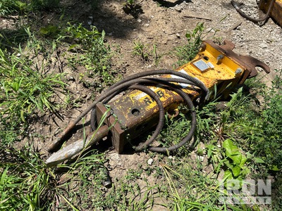2018 Magnum RHB304H-6 SLB Q/C Hydraulic Breaker