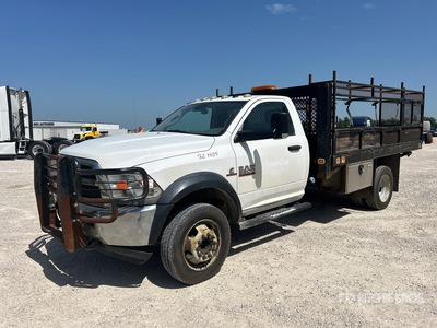 2014 Ram 5500 4x4 Platte vrachtwagen
