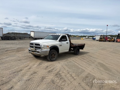 2014 Ram 3500 Ram 3500 4x4 Ciężarówka z płaską platformą