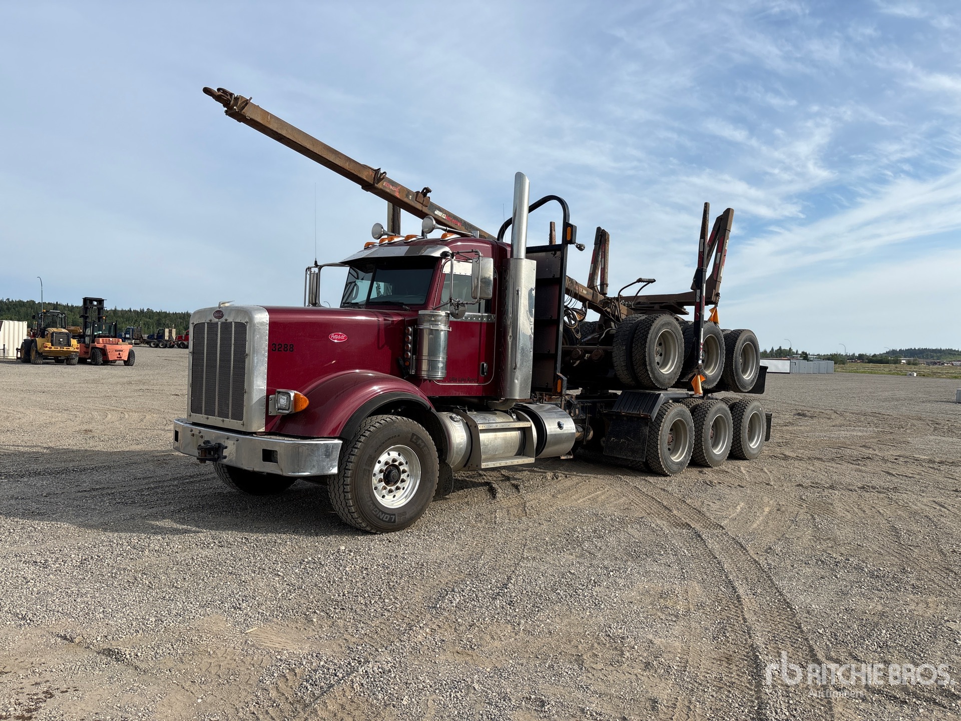 2020 Peterbilt 367 8x6 Pole Houtvrachtwagen