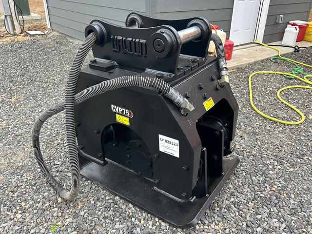 Cat CVP75 Plate Compactor Attachment