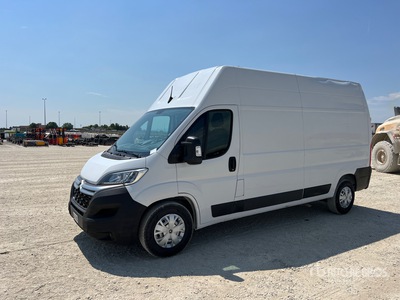 Citroen Jumper 35 L3H3 BLUEHDI 165CV Van Truck