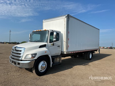 2019 Hino 338 Van Truck