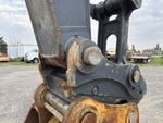 v2 Chassis - Excavator with Pins and Bushings Stick to Coupler